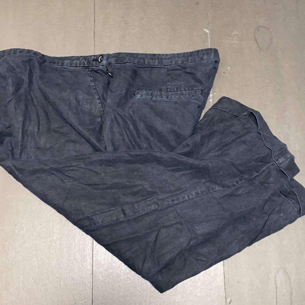 Old Navy Size 14 Low Rise Black Side Zipper Capri Pants